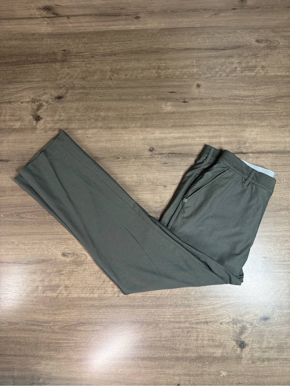 Adidas Men’s Olive Green Straight Leg Golf Pants Polyester Blend 32x32